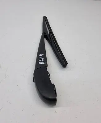 Toyota RAV 4 (XA50) Rear wiper blade 