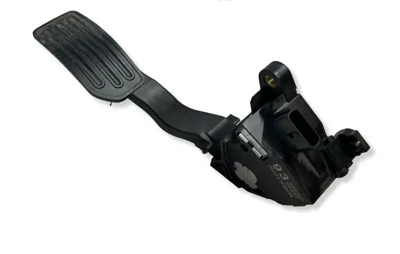 Nissan Micra Accelerator throttle pedal 180021HM0B