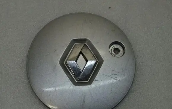 Renault Laguna II R13 wheel hub/cap/trim 8200134774