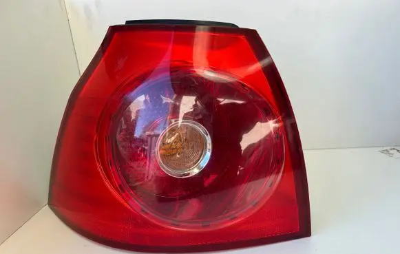 Volkswagen Golf V Rear/tail lights 1K6945095J 1K6945111C