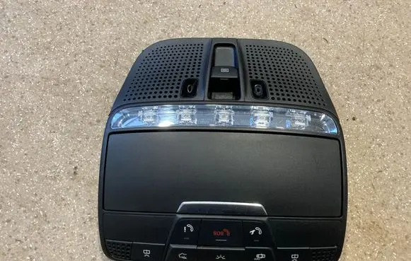 Mercedes-Benz C W205 Front seat light A0009008407
