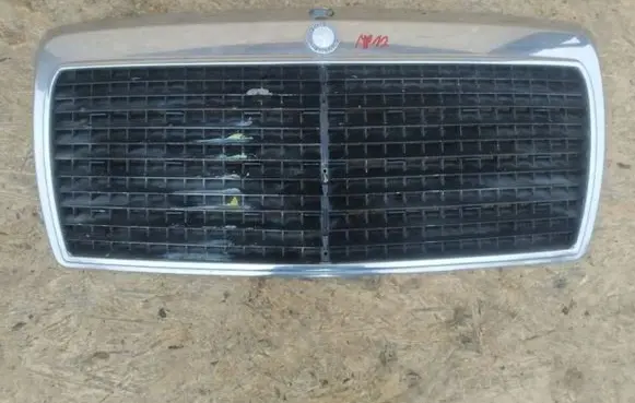 Mercedes-Benz E W124 ACC Distronic radar sensor grill/trim ddddd