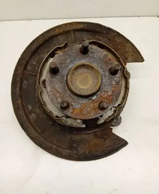 Toyota Corolla Verso AR10 Rear wheel hub spindle/knuckle 
