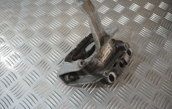 Seat Leon IV Engine mount bracket 5WA199262D