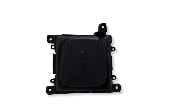 Hyundai Kona II Wireless charging module 95560BE900