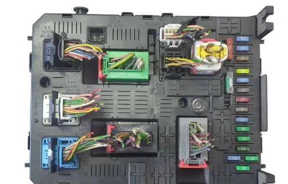 Peugeot Partner Engine control unit/module ECU 967847708001 230460802 20977771