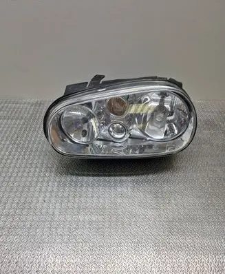 Volkswagen Golf IV Headlight/headlamp 205386