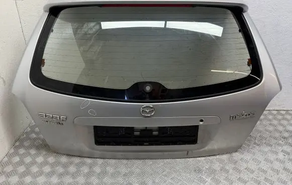 Mazda 323 F Tailgate/trunk/boot lid