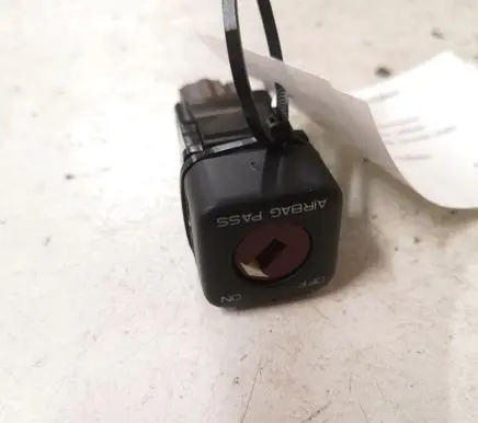 Citroen C3 Passenger airbag on/off switch 96373205XT