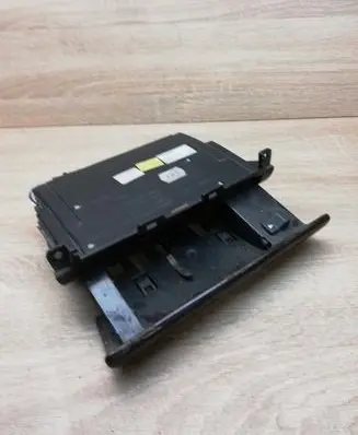 Audi A4 S4 B5 8D Car ashtray 8D0857951G 8D0857951H