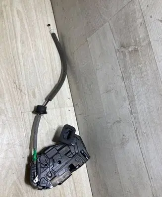 Audi Q3 F3 Front door lock 5TB837016A