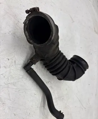 Mini One - Cooper R50 - 53 Air intake duct part 7511708 11025410