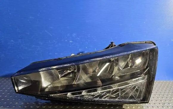 Skoda Scala Headlight/headlamp 657941015