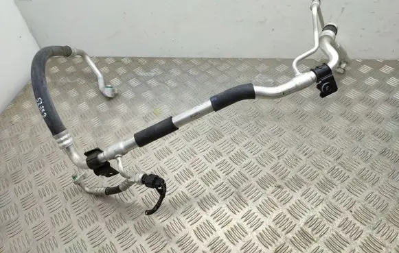 Air conditioning (A/C) pipe/hose