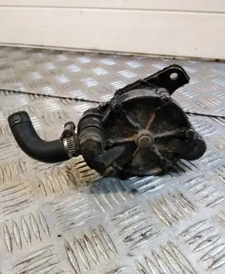Volkswagen Transporter - Caravelle T4 Vacuum pump 075145100