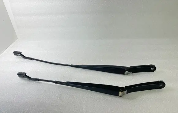 Volkswagen PASSAT B7 Front wiper blade arm 3AB955409 3AB955410