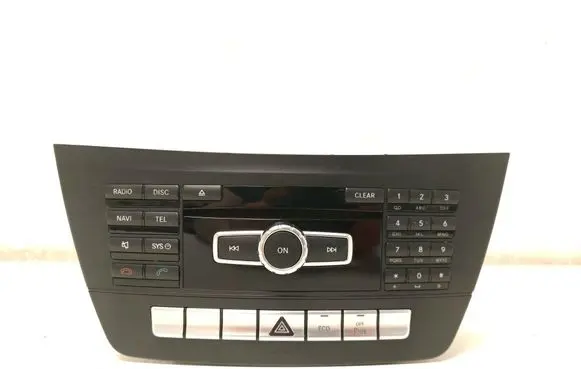 Mercedes-Benz C W204 Radio/CD/DVD/GPS head unit A2049001813