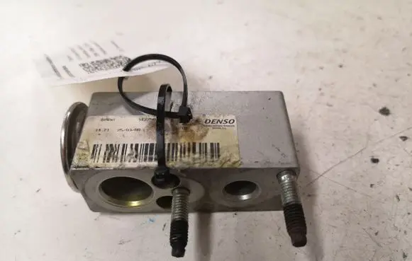 Citroen C4 Grand Picasso Air conditioning (A/C) expansion valve A311010E0 52281890