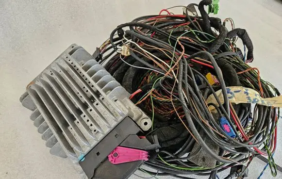 Audi A4 S4 B7 8E 8H Sound system wiring loom 8E1970077BK 355013