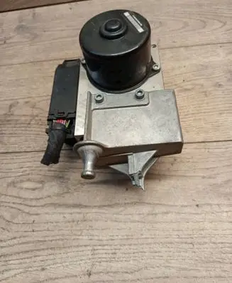 Mercedes-Benz C W203 ABS Pump A0345457032 GNR4C19D21 0009543D0