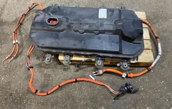 Mitsubishi Outlander Hybrid / electric car battery 0120747363