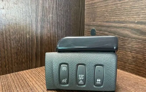 Renault Laguna II ESP (stability program) switch 8200285179