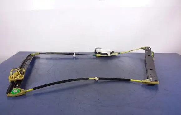 Audi A8 S8 D4 4H Front door window regulator with motor 4H0837462A