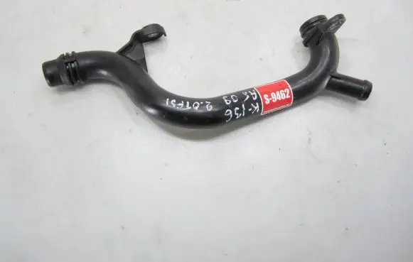 Engine coolant pipe/hose