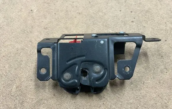 BMW 3 E46 Tailgate/trunk/boot lock/catch/latch 51247057364 7057364