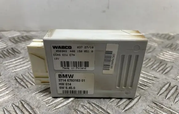 BMW X6 E71 Air suspension control unit module (rear) 6793163 37146793163