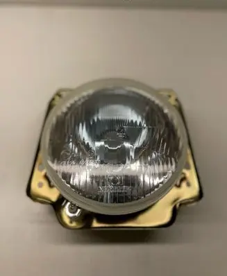 Volkswagen Golf II Headlight/headlamp 111941605A