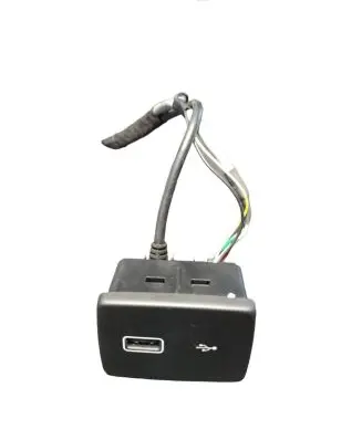 Peugeot Boxer USB socket connector 07356855900