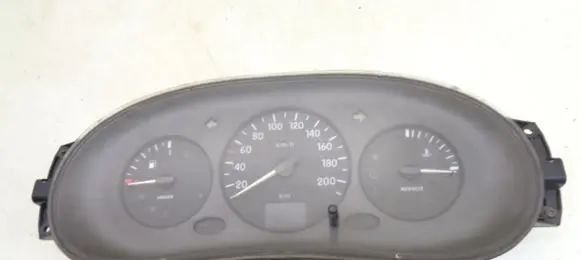 Renault Kangoo I Speedometer (instrument cluster) 8200133491R