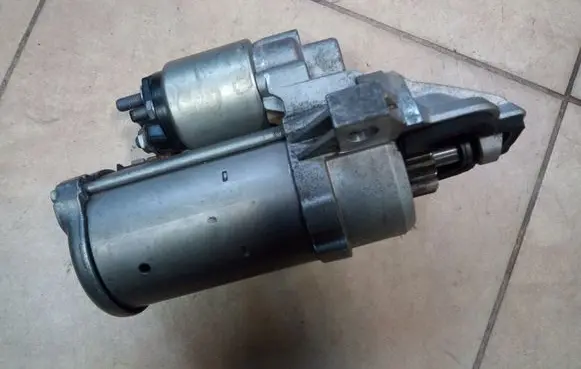 Ford Kuga I Starter motor BRAK