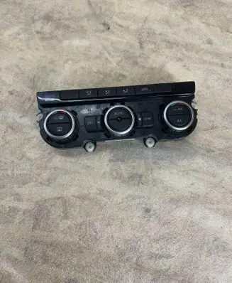 Volkswagen PASSAT B7 Climate control unit 3AA907044AF 5HB01125739