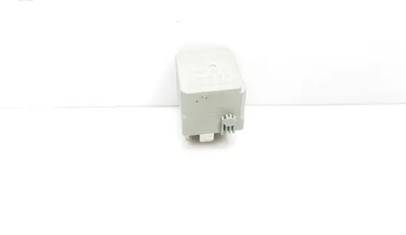 Mercedes-Benz E C207 W207 Other relay A0025422619