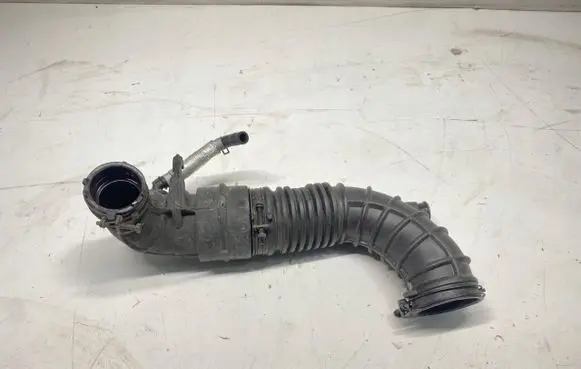 KIA Stonic Air intake duct part 28138-H8300