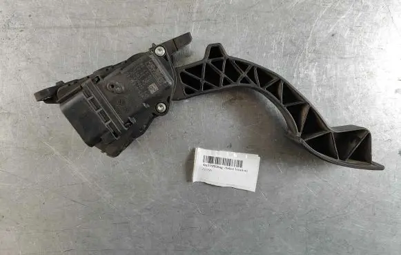 Volvo S40 Accelerator throttle pedal 4m519f836ag
