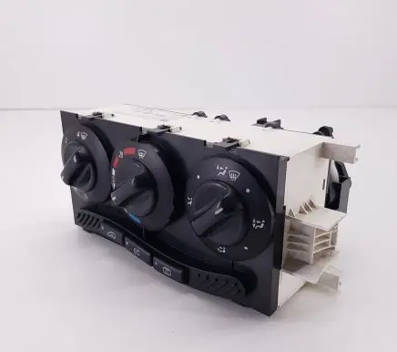 Mercedes-Benz A W168 Climate control unit K113598 1688300485