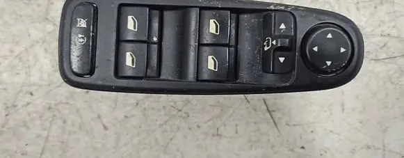 Citroen C4 I Picasso Electric window control switch 532650 96639383ZD