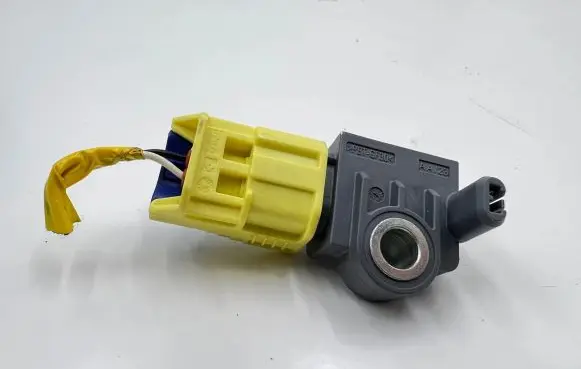 KIA Sportage Airbag deployment crash/impact sensor 95920B4000 A7182711990 01042019