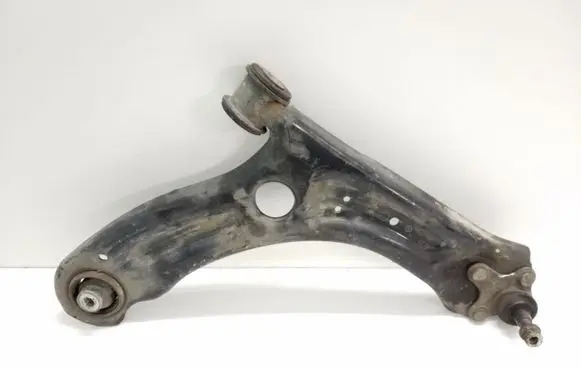 Volkswagen Jetta VI Front lower control arm/wishbone 5C0407152B
