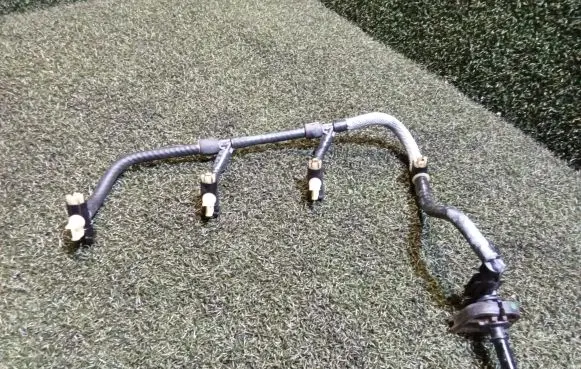 Fuel return line/hose