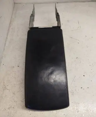 Volkswagen PASSAT B6 Armrest 3C0869207