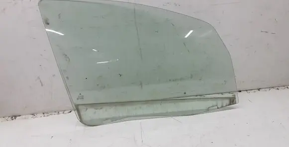 Mitsubishi Colt Front door window glass four-door 43R00048