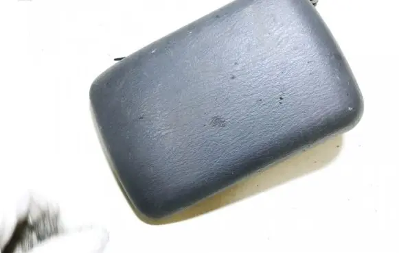 Mitsubishi Carisma Armrest