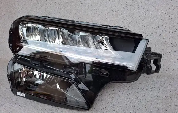 Skoda Karoq Headlight/headlamp 57b941010