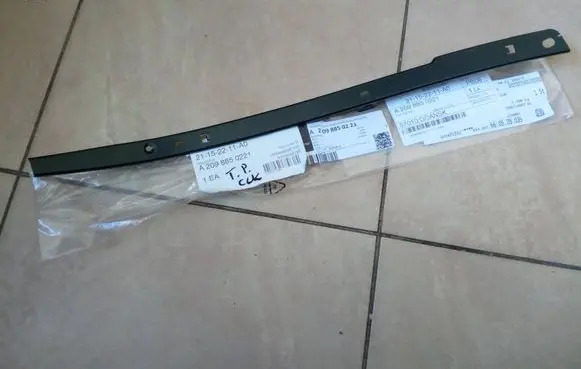 Mercedes-Benz CLK A209 C209 Rear bumper mounting bracket 2098850221 NE6661