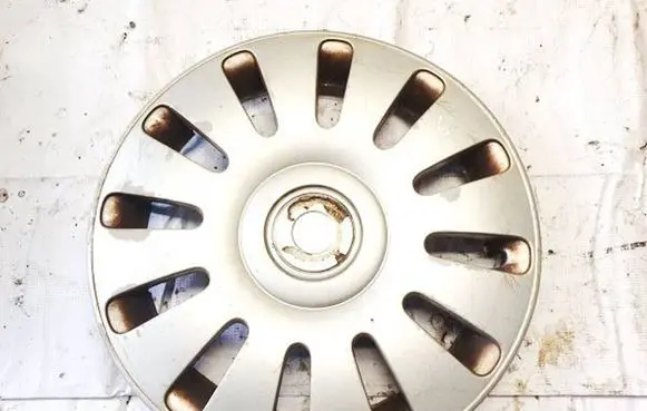 Volkswagen Sharan R15 wheel hub/cap/trim 7m0601147m 98vw1130baw
