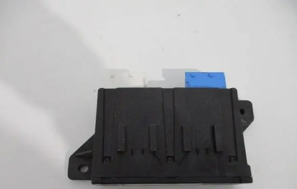 Citroen C4 II Picasso Central body control module 9812711280 32667372